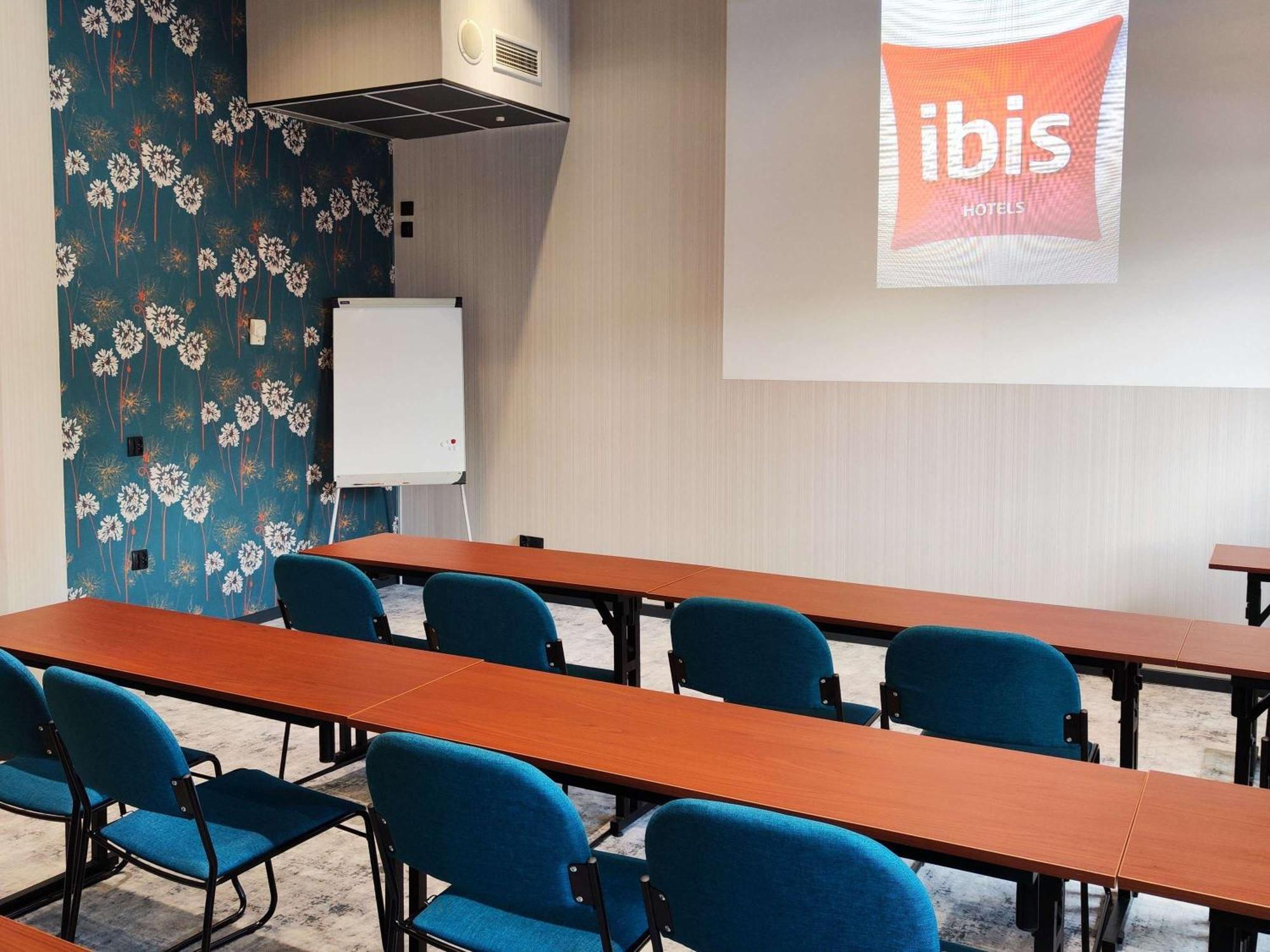 Ibis Katowice - Zabrze Hotel Exterior photo